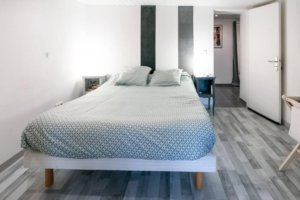 Appartement Le Jutini Caunes-Minervois Екстер'єр фото